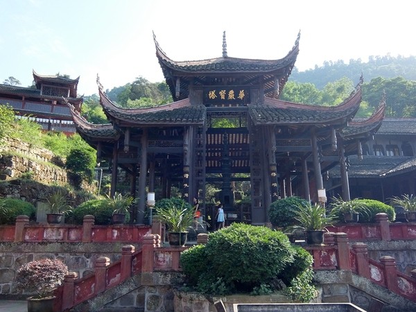峨嵋山 伏虎寺